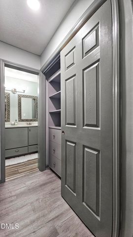 503 Gosgooseneck Dr B2, Cary, NC 27513