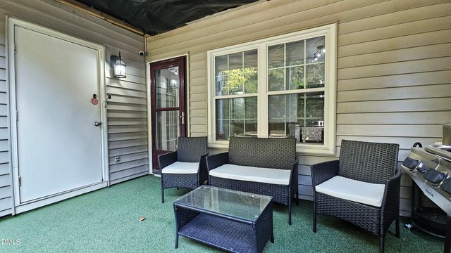 503 Gosgooseneck Dr B2, Cary, NC 27513