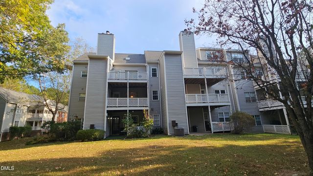 503 Gosgooseneck Dr B2, Cary, NC 27513