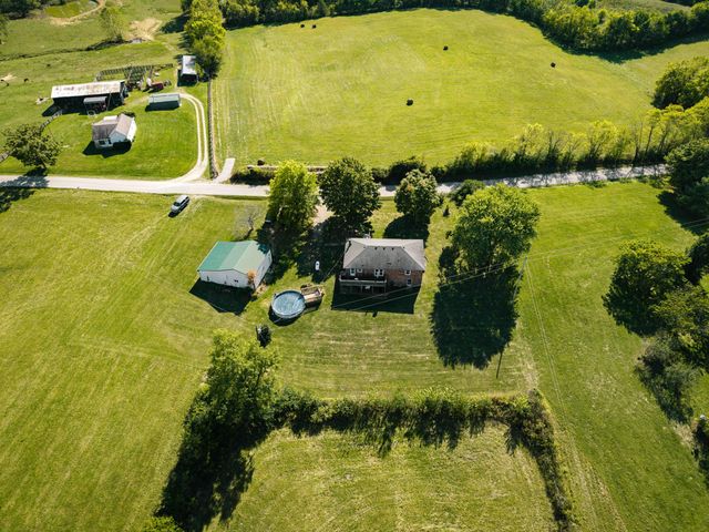 276 Jacksonville Road, Bagdad, KY 40003