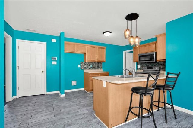 1111 Thistle Gold Drive, Hope Mills, NC 28348