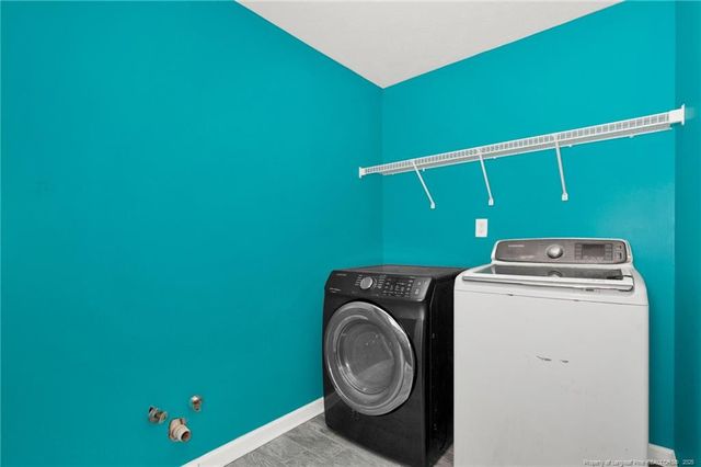 1111 Thistle Gold Drive, Hope Mills, NC 28348