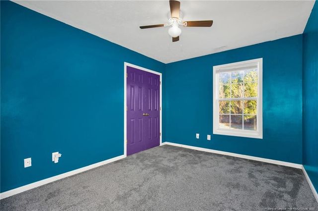 1111 Thistle Gold Drive, Hope Mills, NC 28348