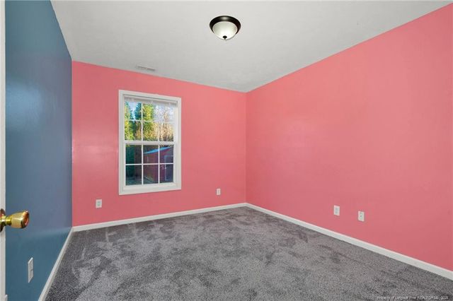 1111 Thistle Gold Drive, Hope Mills, NC 28348