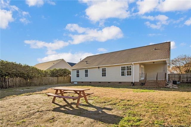 1111 Thistle Gold Drive, Hope Mills, NC 28348