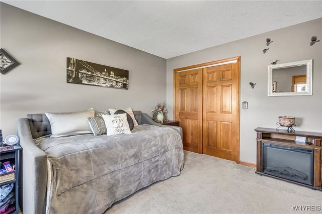 13373 Day Road, Holland, NY 14080