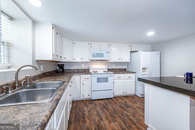 2508 Maple Road SE, Rome, GA 30161