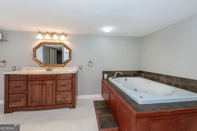 2508 Maple Road SE, Rome, GA 30161