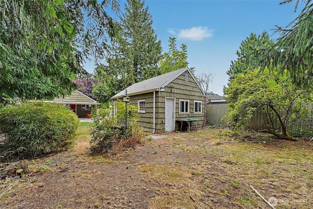 8816 A Street, Tacoma, WA 98444