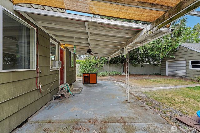 8816 A Street, Tacoma, WA 98444