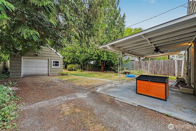 8816 A Street, Tacoma, WA 98444