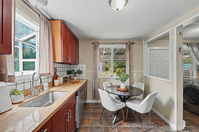 8816 A Street, Tacoma, WA 98444