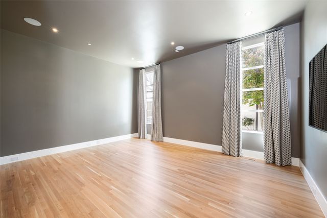 6446 Prestonshire Lane, Dallas, TX 75225