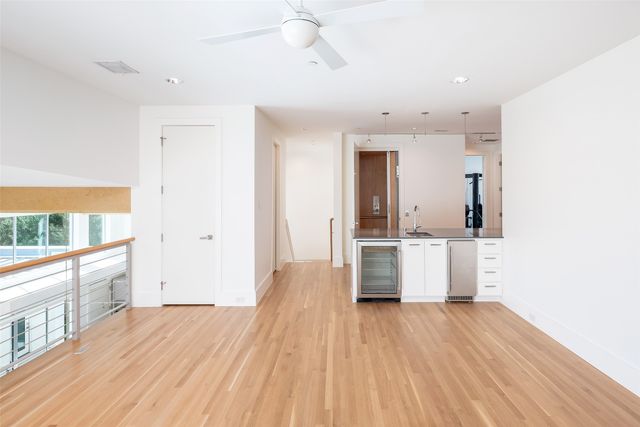 6446 Prestonshire Lane, Dallas, TX 75225