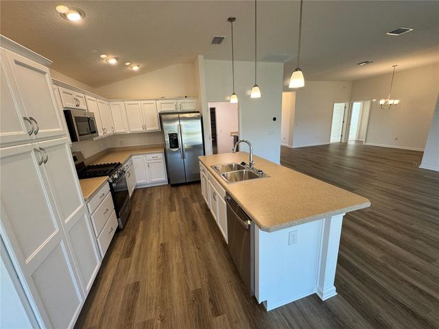 7267 CORNWALL WAY, The Villages, FL 34762