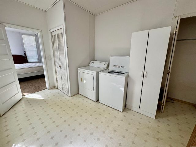 124 W Sullenberger, Malvern, AR 72104