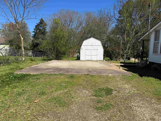 124 W Sullenberger, Malvern, AR 72104