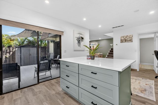 110 N Delaware Boulevard 10c, Jupiter, FL 33458