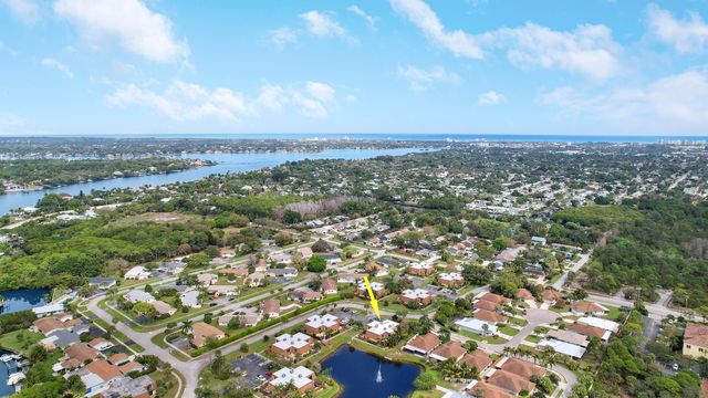 110 N Delaware Boulevard 10c, Jupiter, FL 33458