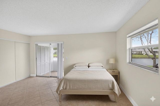 158 Valencia G, Delray Beach, FL 33446