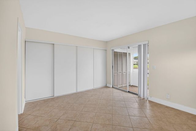 158 Valencia G, Delray Beach, FL 33446