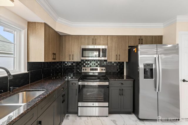 62 Yorkshire Drive A, Monroe, NJ 08831