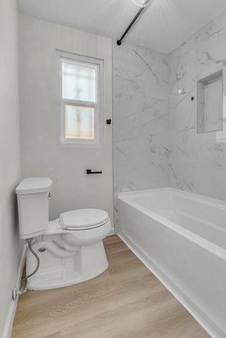 2806 Palomas Drive NE, Albuquerque, NM 87110