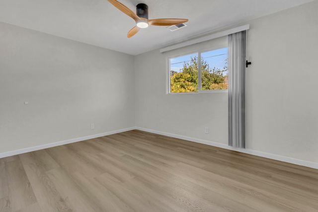 2806 Palomas Drive NE, Albuquerque, NM 87110