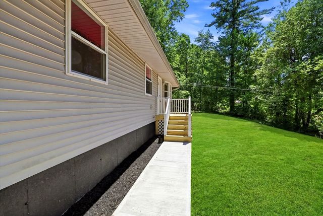 96 Cote Road, Monson, MA 01057