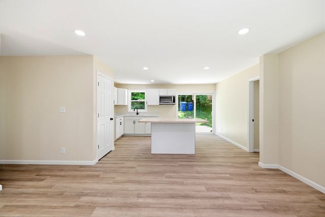 96 Cote Road, Monson, MA 01057