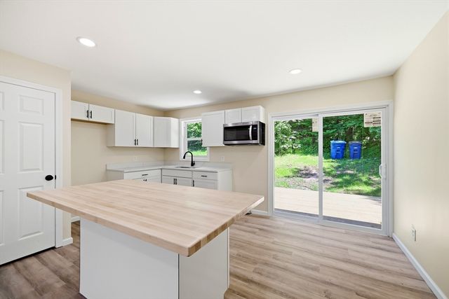 96 Cote Road, Monson, MA 01057