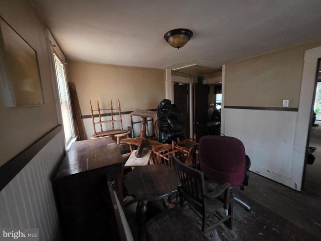 406 W BRIDGE ST, Morrisville, PA 19067