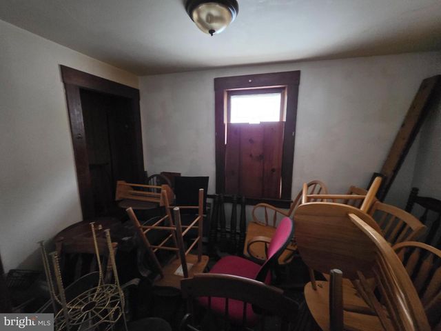 406 W BRIDGE ST, Morrisville, PA 19067