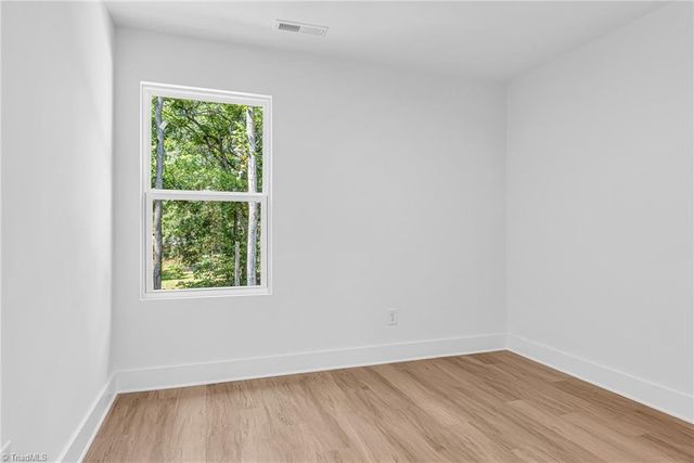 112 N Yadkin Avenue, Spencer, NC 28159
