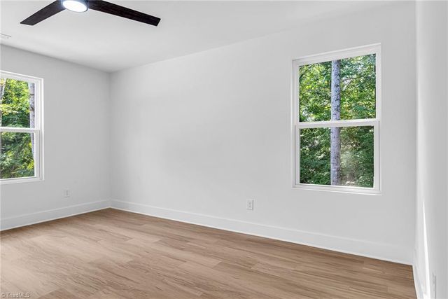 112 N Yadkin Avenue, Spencer, NC 28159