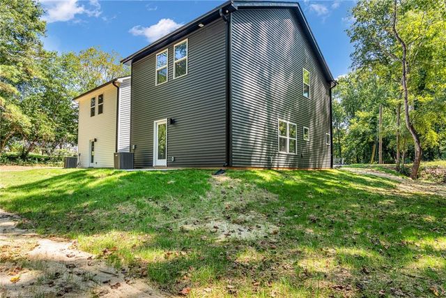 112 N Yadkin Avenue, Spencer, NC 28159