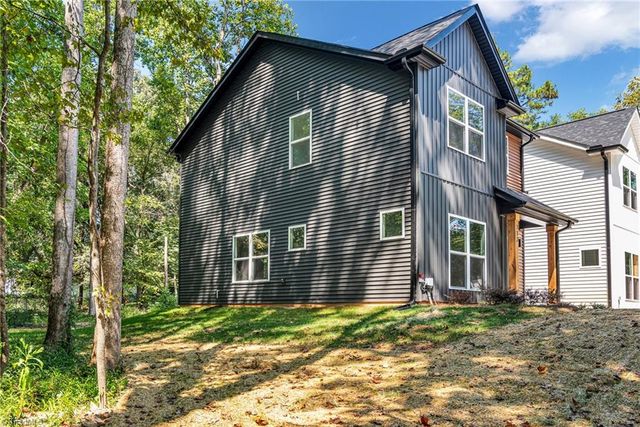 112 N Yadkin Avenue, Spencer, NC 28159
