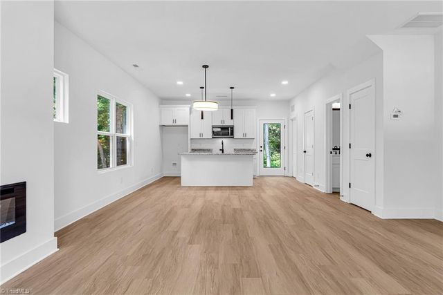 112 N Yadkin Avenue, Spencer, NC 28159