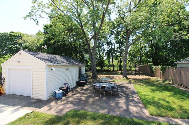 96 Fir Street, Valley Stream, NY 11580