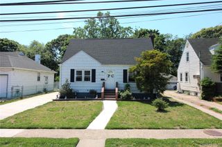 96 Fir Street, Valley Stream, NY 11580