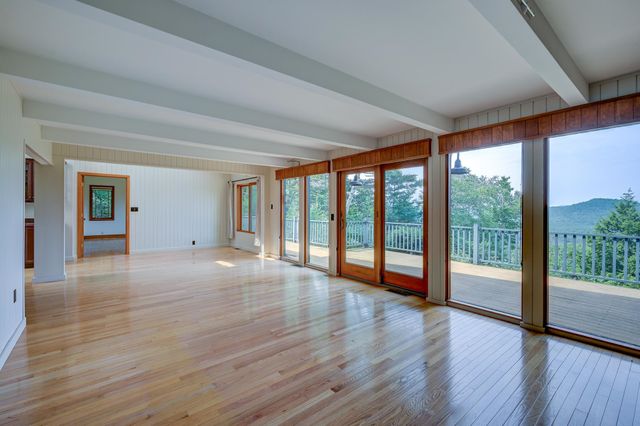 36 Oak Ridge Road, Madison, NH 03849