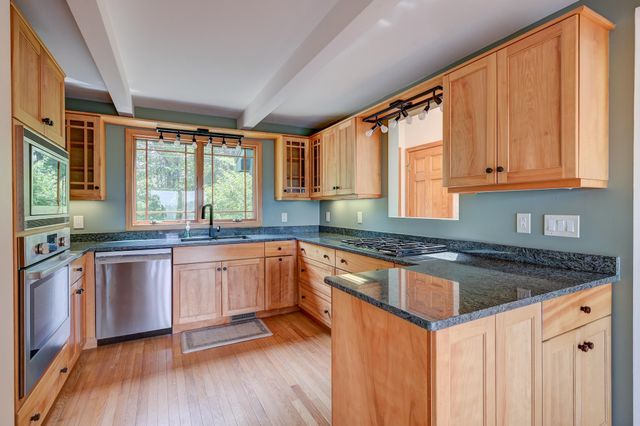 36 Oak Ridge Road, Madison, NH 03849