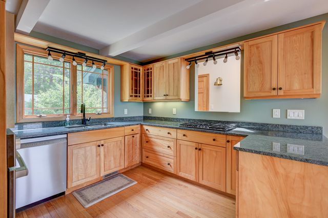 36 Oak Ridge Road, Madison, NH 03849