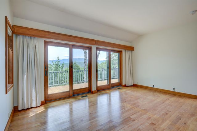 36 Oak Ridge Road, Madison, NH 03849