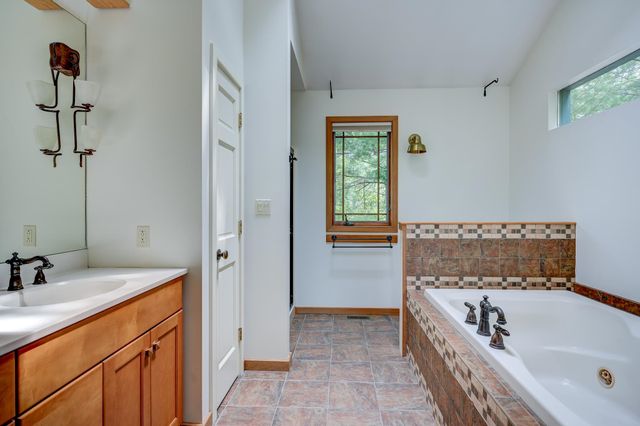 36 Oak Ridge Road, Madison, NH 03849