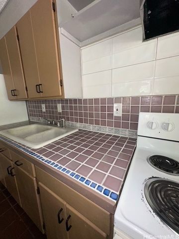 85-215 Ala Akau Street A, Waianae, HI 96792