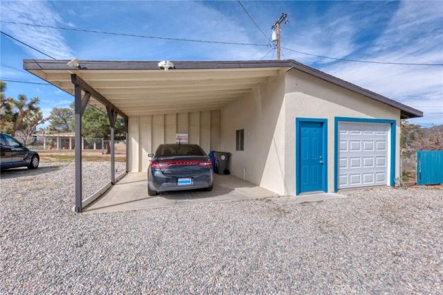 7432 Dumosa, Yucca Valley, CA 92284