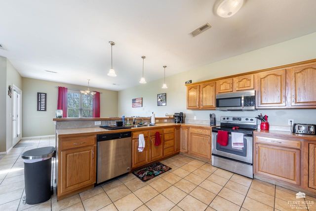 1044 Burton Place, Manhattan, KS 66503