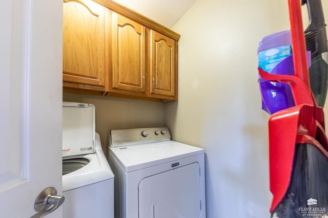 1044 Burton Place, Manhattan, KS 66503