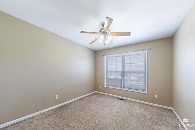 1044 Burton Place, Manhattan, KS 66503